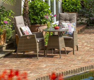 Sandringham Recliner Bistro Set