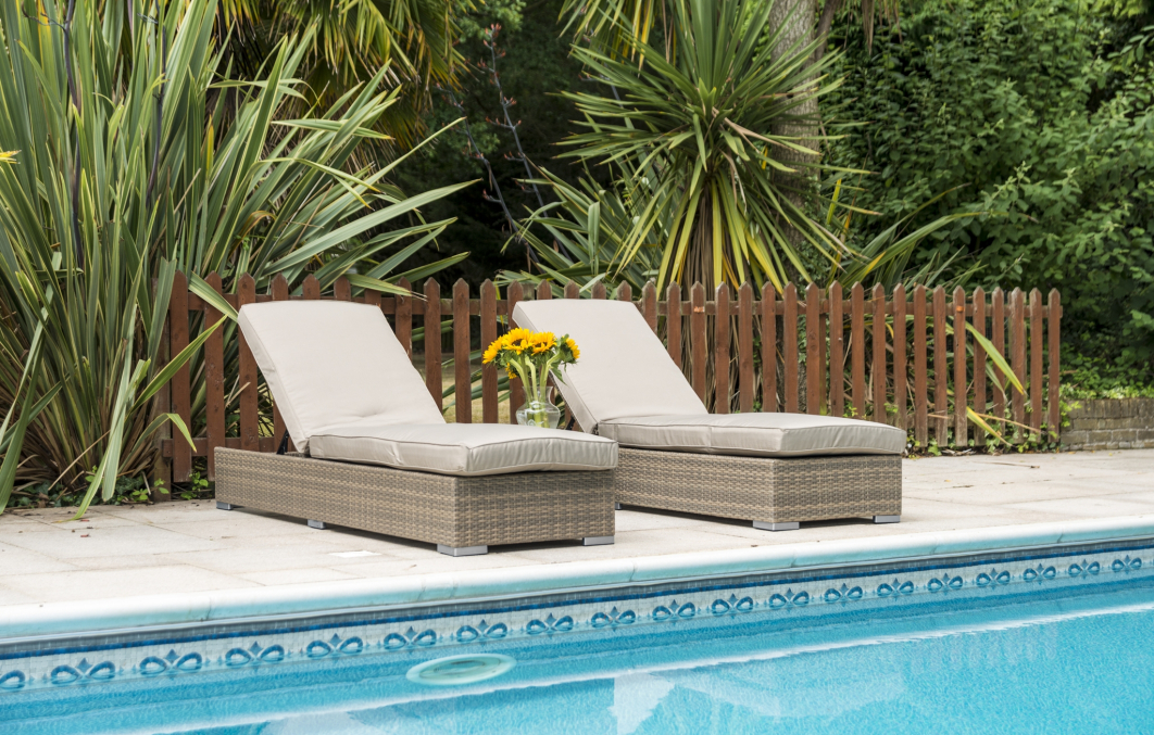 Sandringham Rattan Double sun lounger