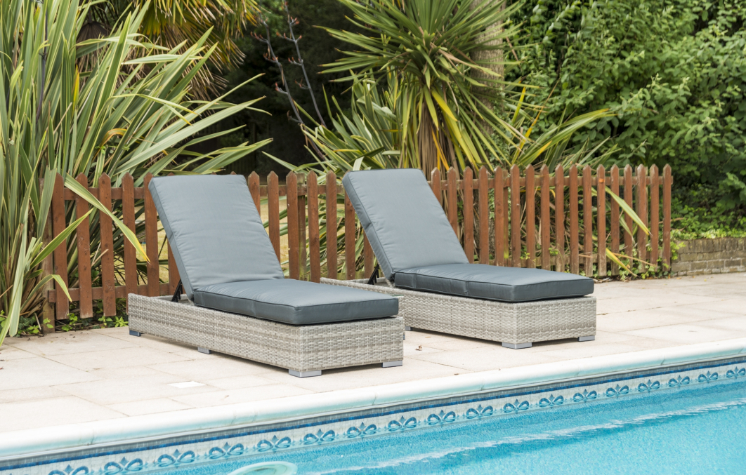 Sandringham Rattan Double sun lounger